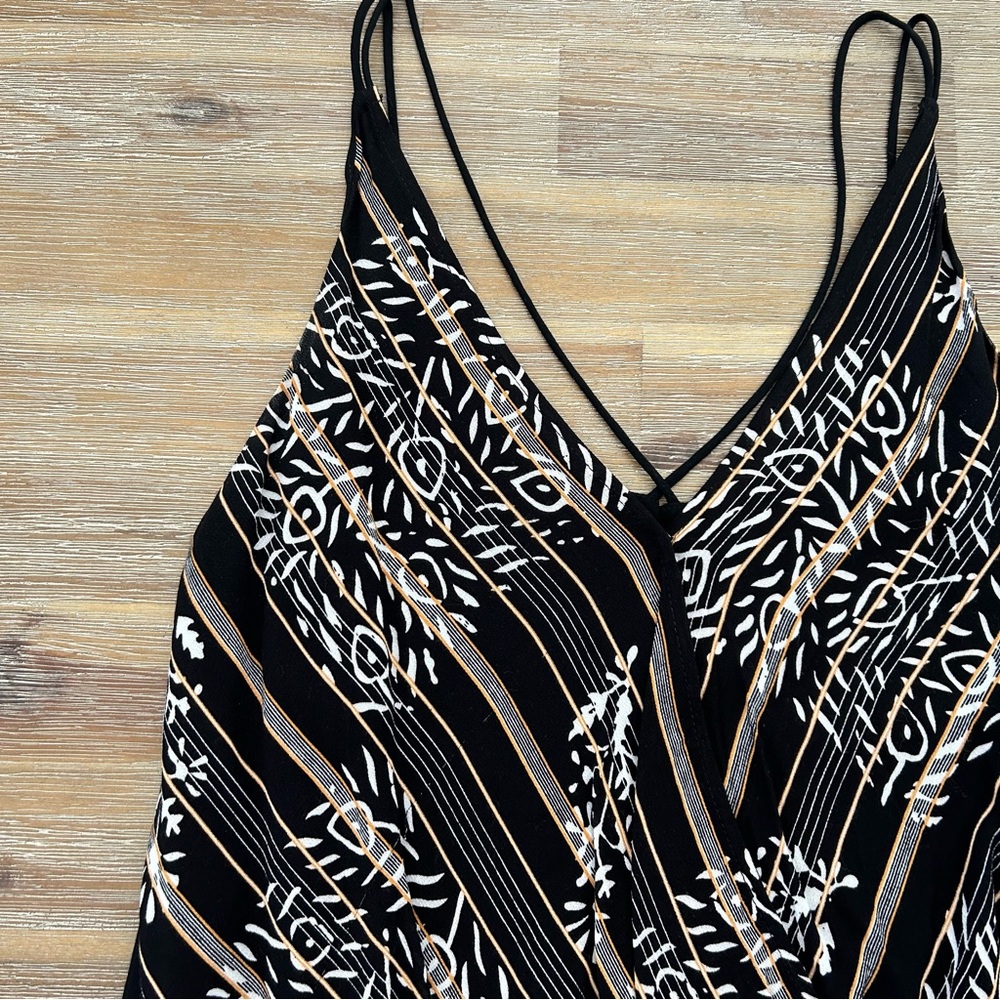 Hi-lo Patterned Tank - Picture 5 of 12